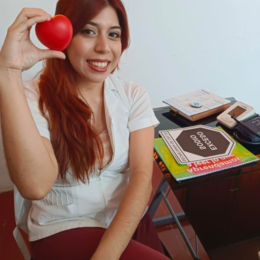 Nívea Gorocica Nutrición especializada en obesidad y síndrome metabólico, educación en diabetes