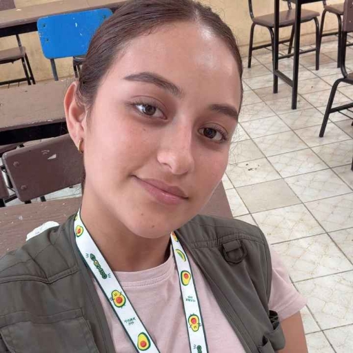Ximena Alvarado Mendoza Especialista en nutrición
