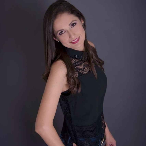Nayeli Arellano Rosales Licenciada en Nutrición aplicada