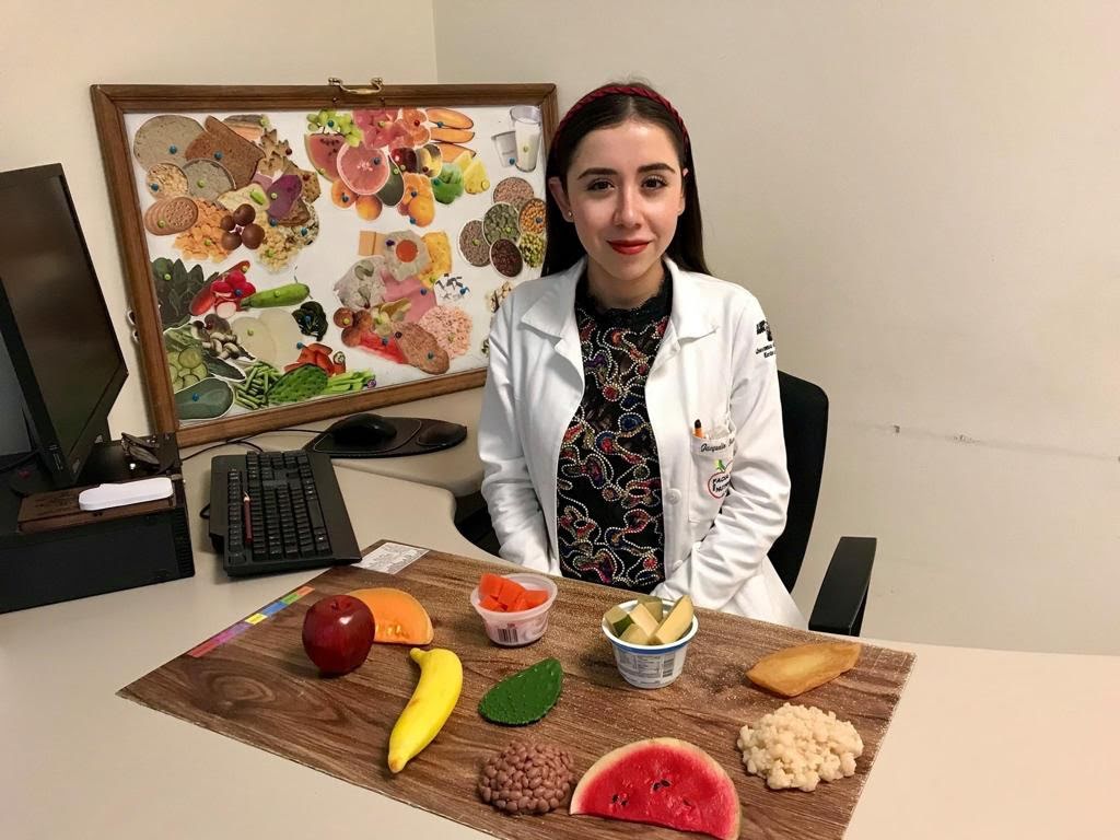 Jacquelin Brito Salgado Licenciada en nutrición, educadora en diabetes. 