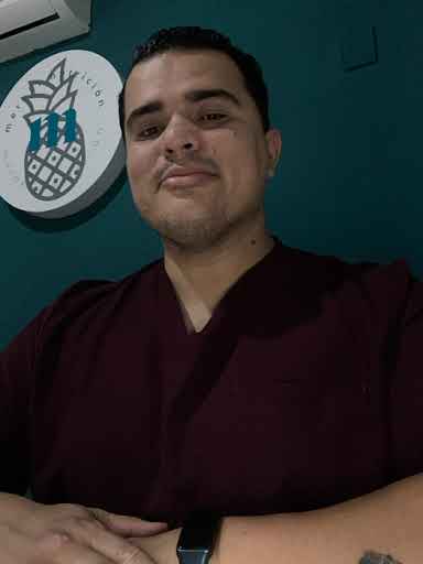 Francisco Daniel Velarde Zatarain licenciado en nutrición