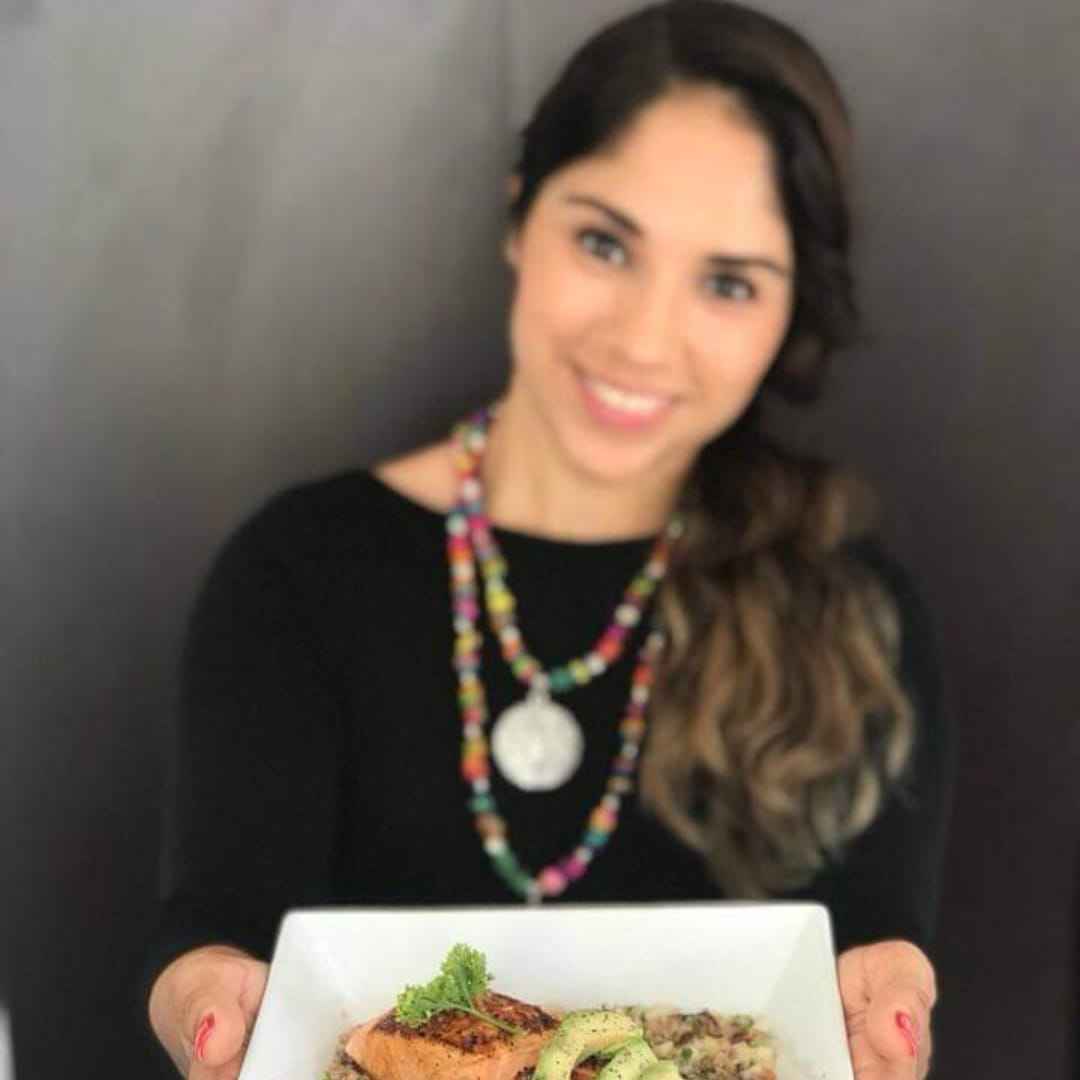 Erika Patricia Ramos Moreno Licenciatura en Nutrición y Diplomado en Psiconutrición