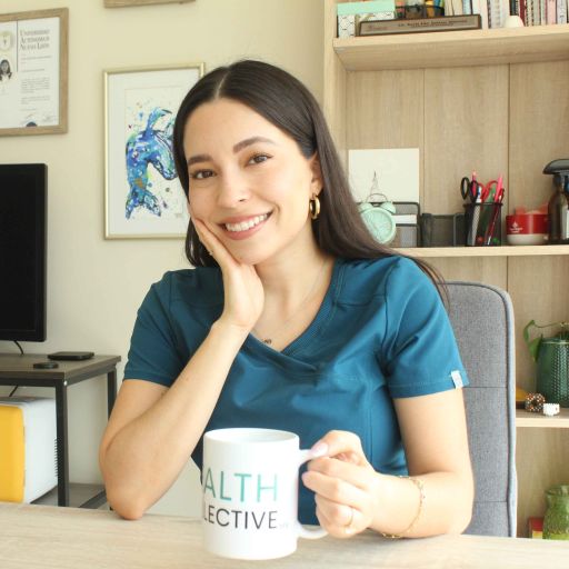 Paulina Martínez Licenciada en Nutrición con Especialidad en Microbiota Intestinal y Maestría en Psicología de la Salud