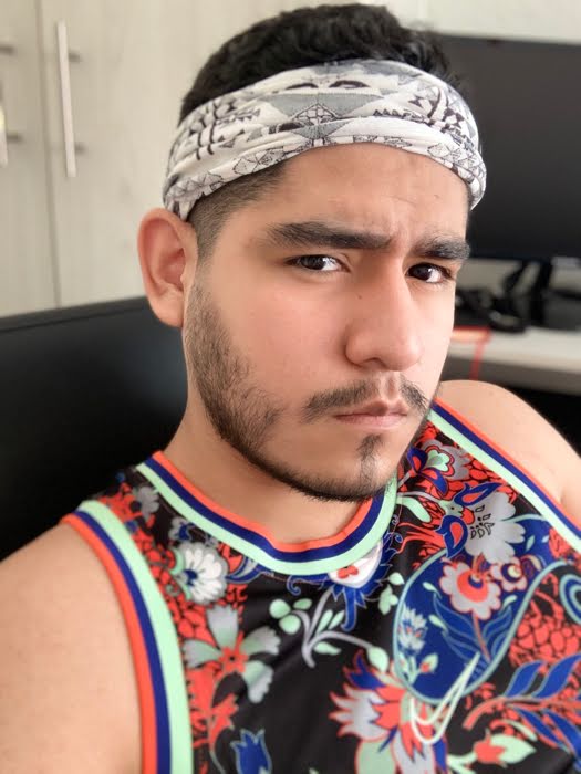 José