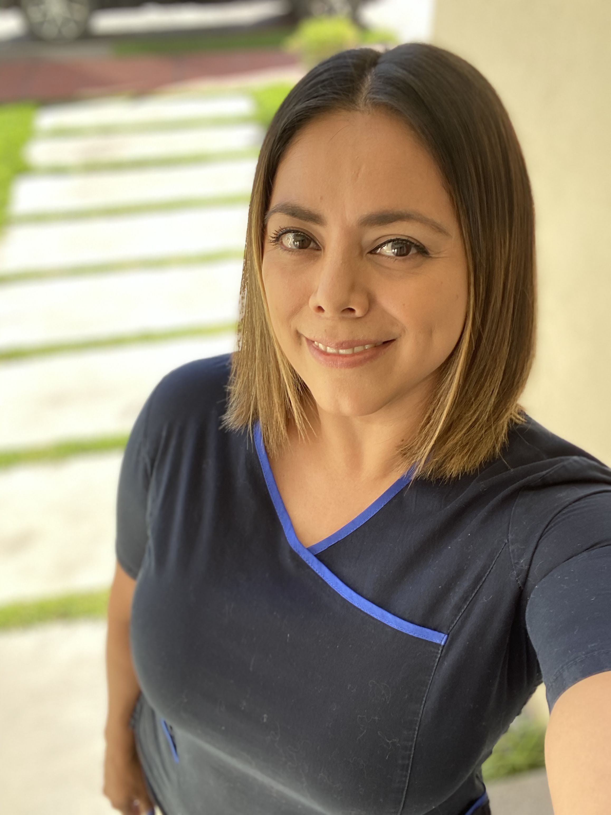 Krisein Martinez Fuentes Licenciada en Nutrición, Maestra en Nutrición e Investigación Clínica
