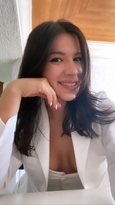 Cristina Navarro Araiza Licenciada en Nutrición