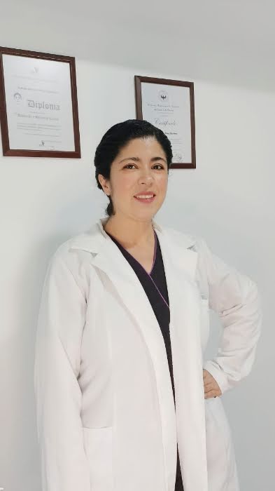 Dra: Marlene Pérez Gutiérrez Licenciatura en Medicina 