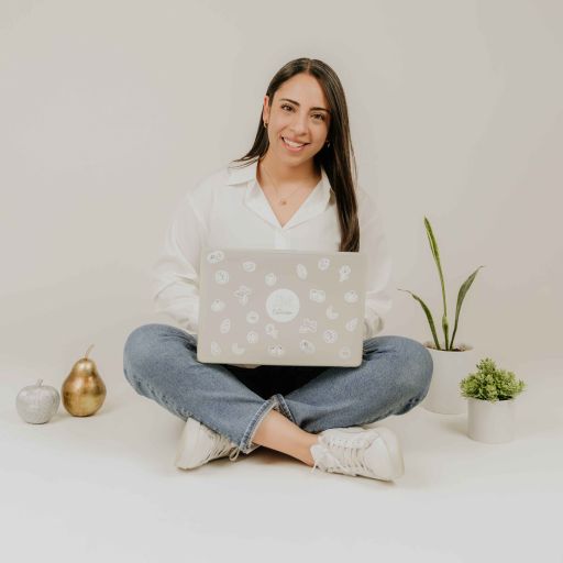 Janeth Morones Licenciada en Nutrición