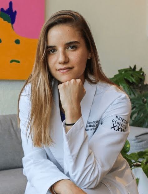 Lic. Karla Kiamy Licenciatura en Nutrición y Bienestar Integral