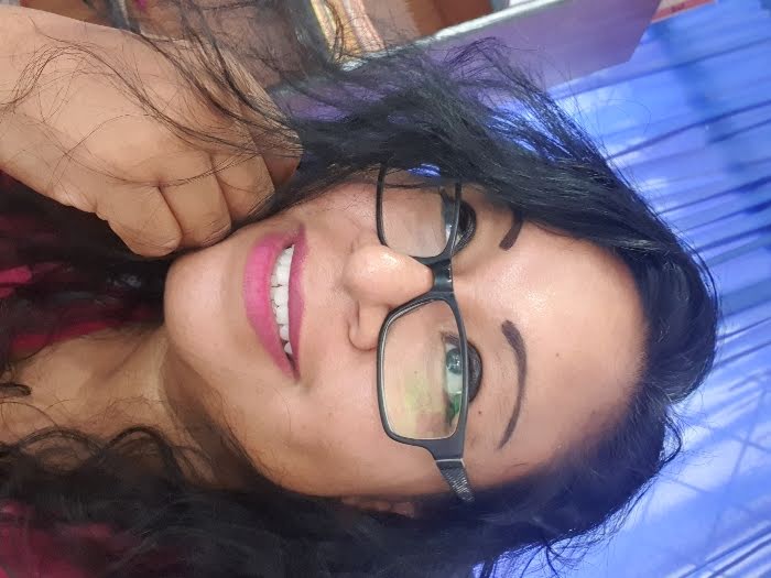 María