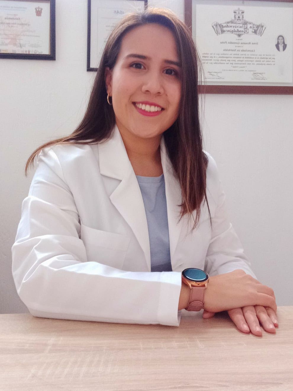 Roxana González M. en C. en Procesos Biotecnológicos; Lic. en Nutrición