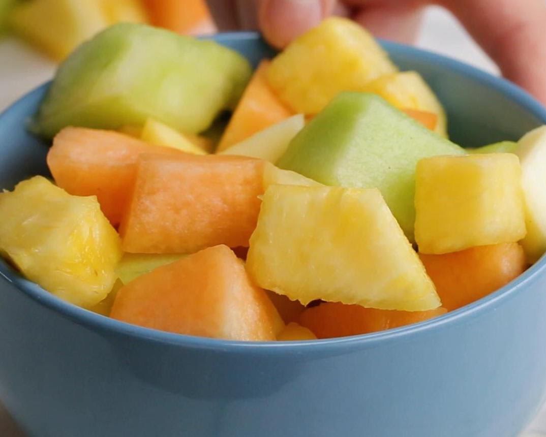 Ensalada de melón, piña y mango de 188 Kcal