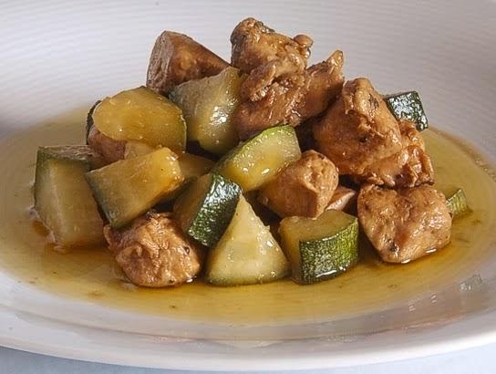 Pechuga de pollo con calabacitas