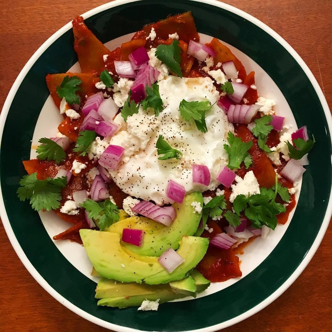 Chilaquiles in red salsa de 191 Kcal