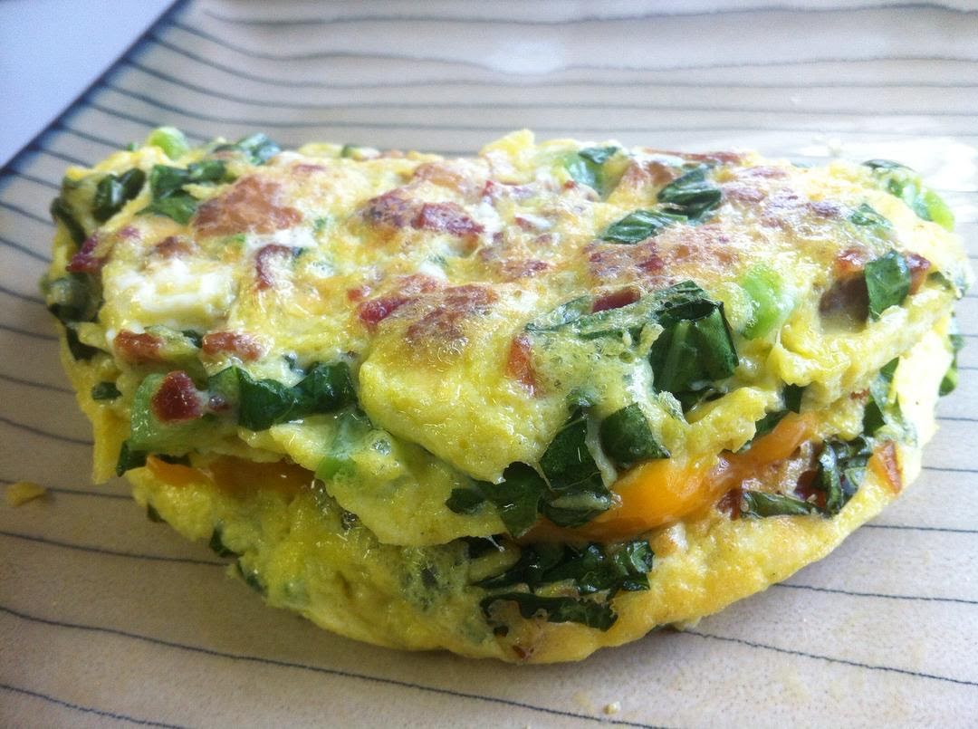 Omelette con espinacas y panela por Avena Salud - Receta fácil en la app  para nutriólogos Avena