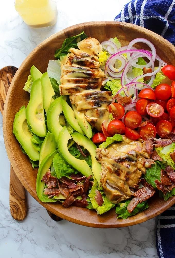 Ensalada de pollo a la mostaza