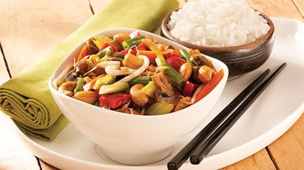 Chop suey con vegetales de 456.76 Kcal