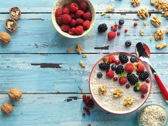 Avena con berries y nuez