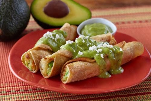 Taquitos de aguacate con verdura de 252 Kcal