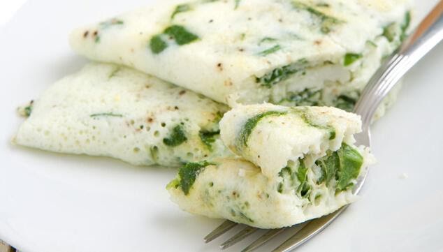 Omelette de claras con espinacas de 78.52 Kcal