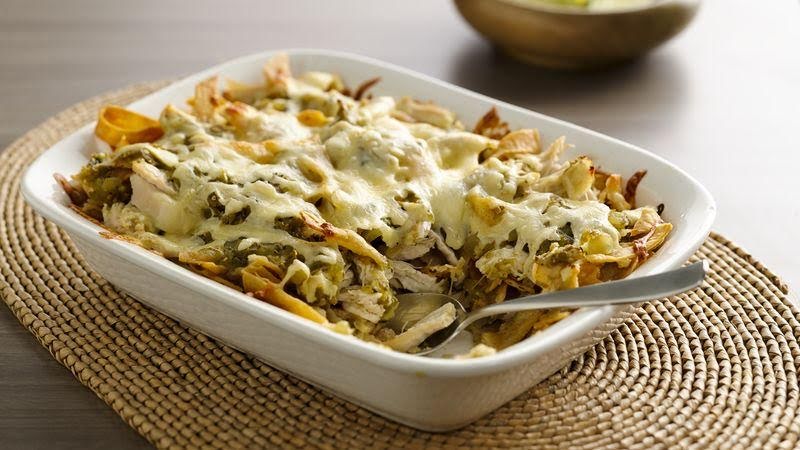 Chilaquiles verdes con pollo de 142 Kcal