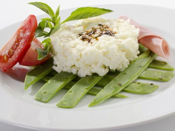 Claras de huevo con nopal y papa por Avena Salud