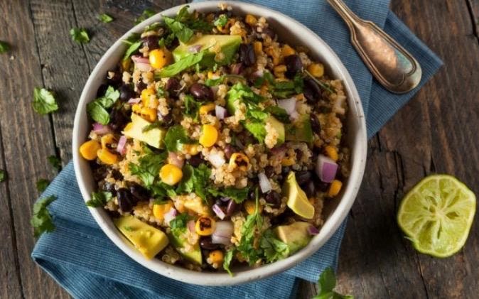 Bowl de quinoa y frijol de 224 Kcal