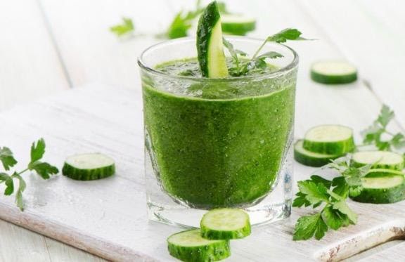 Jugo verde de jengibre