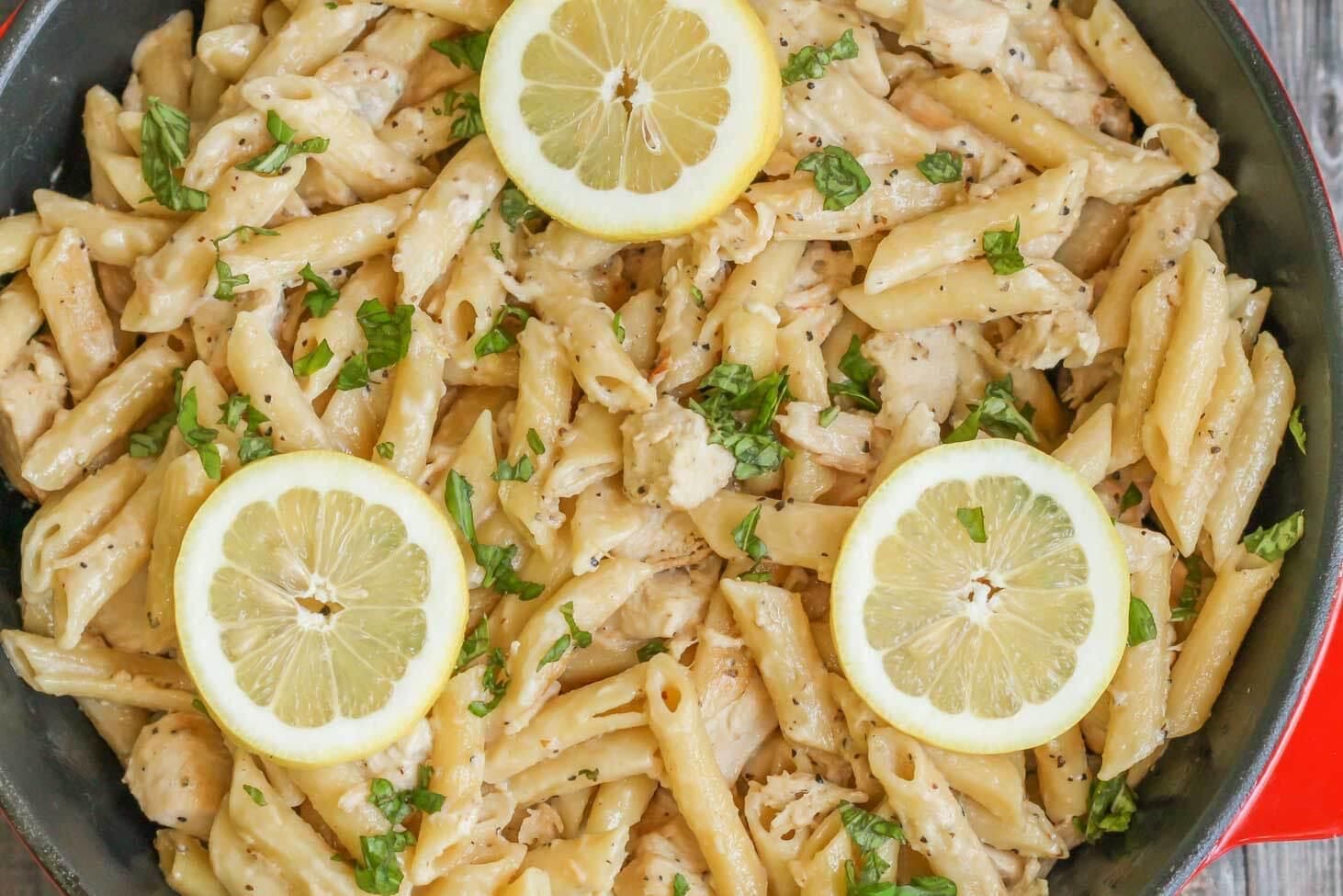 Pasta con pollo de 134 Kcal