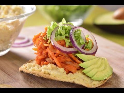 Tostada de hummus y zanahoria por Avena Salud