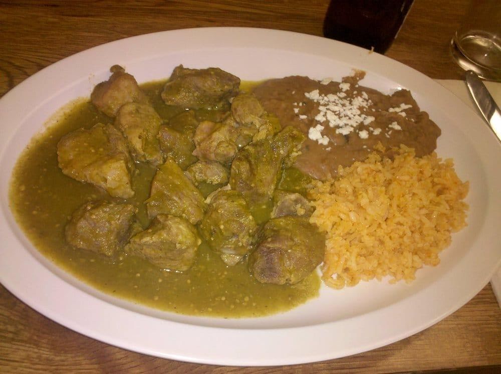 Carne de puerco en salsa verde de 354.2 Kcal