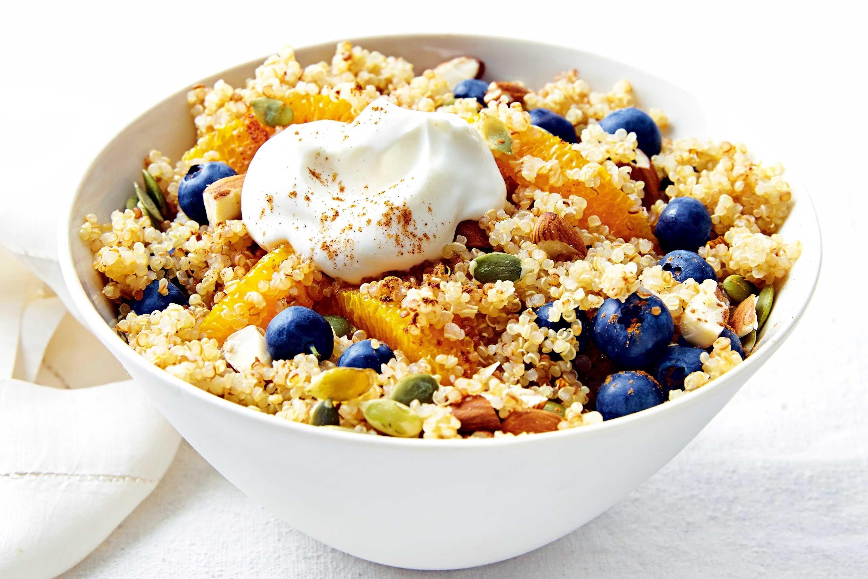 Quinoa con fruta de 328 Kcal