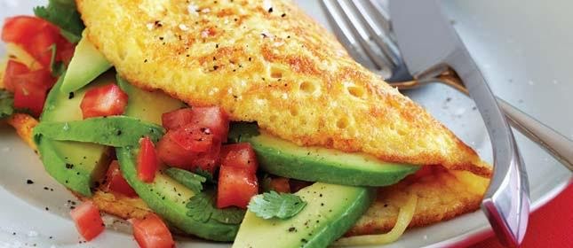 Omelette de aguacate de 294 Kcal