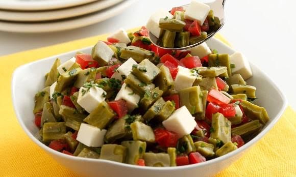 Ensalada de nopal y panela