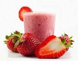 Licuado de frutos rojos de 283 Kcal