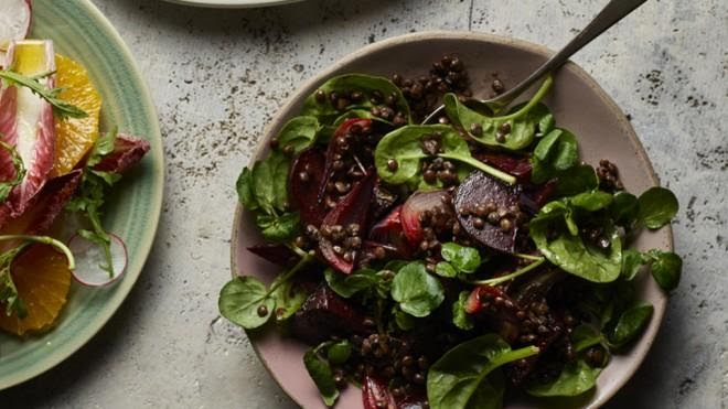 Ensalada de lenteja y betabel de 270.2 Kcal