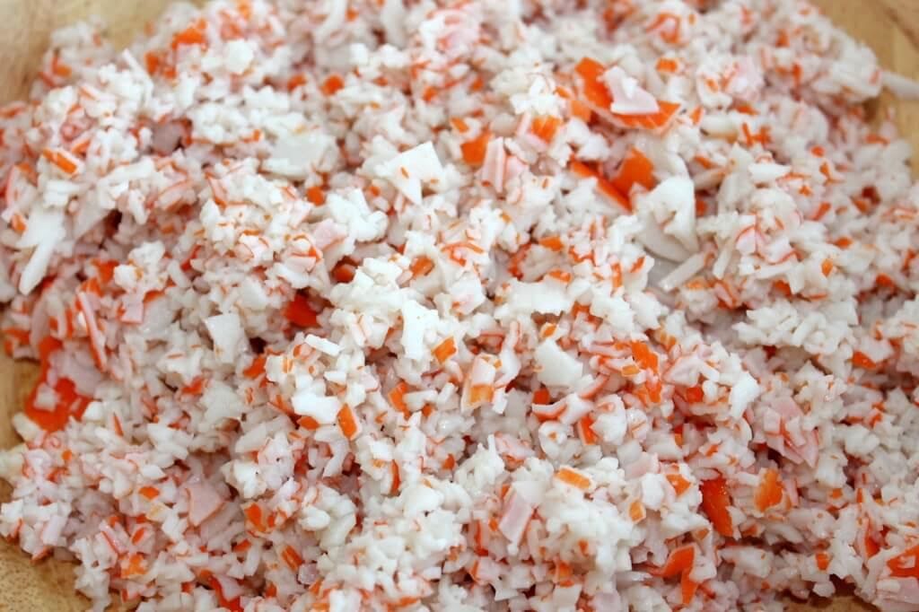 Ensalada de surimi de 116 Kcal - Receta fácil en la app Avena