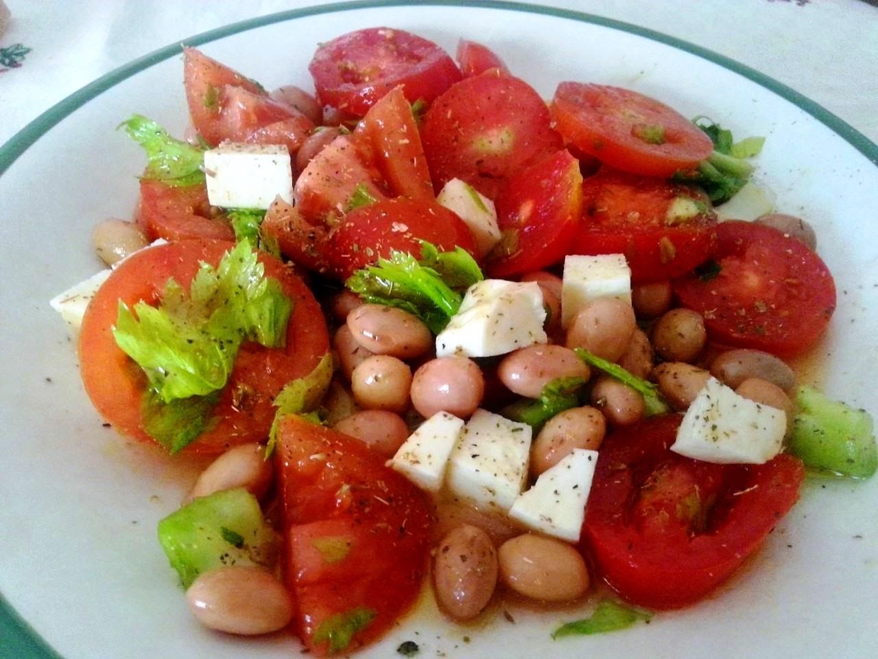 Ensalada de alubias con mozarella