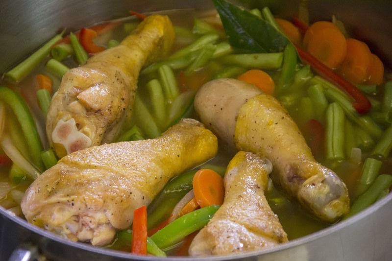 Pollo con ejotes de  Kcal - Receta fácil en la app Avena