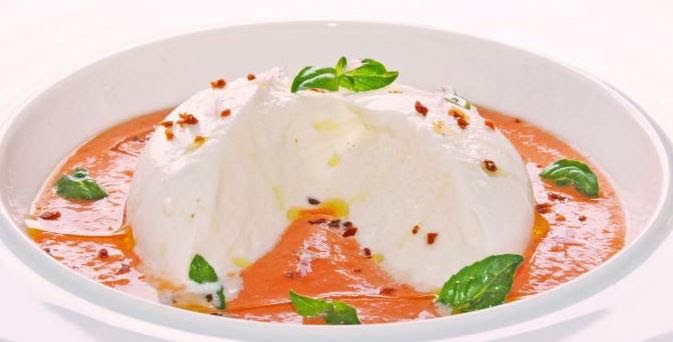 Salmorejo con mozarella