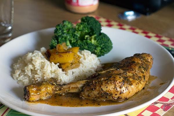 Pollo a las finas hierbas por Avena Salud - Receta fácil en la app para  nutriólogos Avena