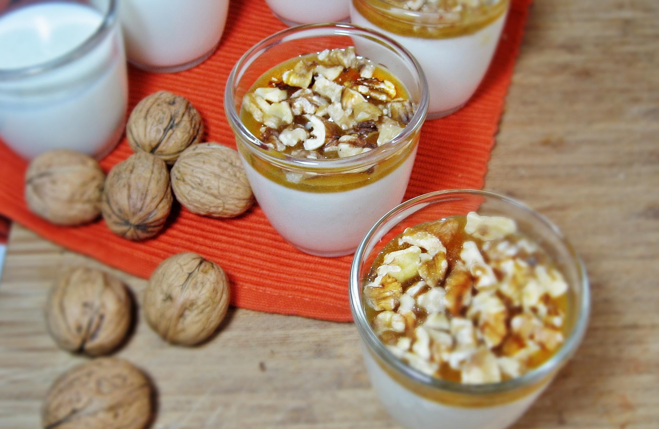 Yogurt con nueces de 208 Kcal