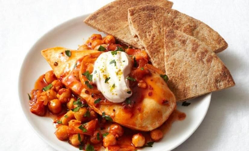 Pollo con garbanzos al tomate de 225 Kcal Receta fácil en la app Avena