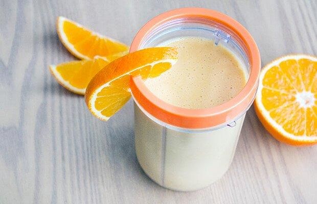 Smoothie de plátano y naranja de 160 Kcal