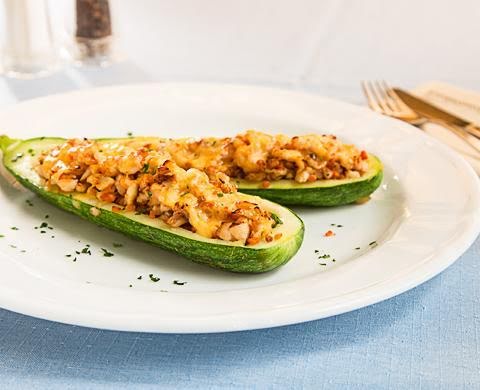 Calabacitas rellenas con pollo y panela por Avena Salud - Receta fácil en  la app para nutriólogos Avena