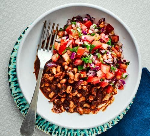 Frijoles con chipotle y salsa bandera de 280 Kcal