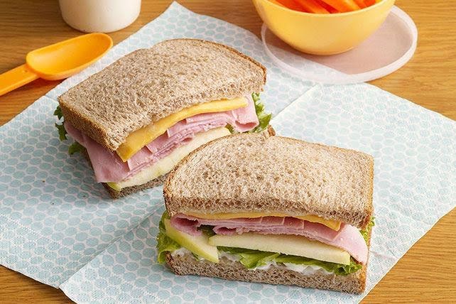 Ham and cheese sandwich de 288.6 Kcal
