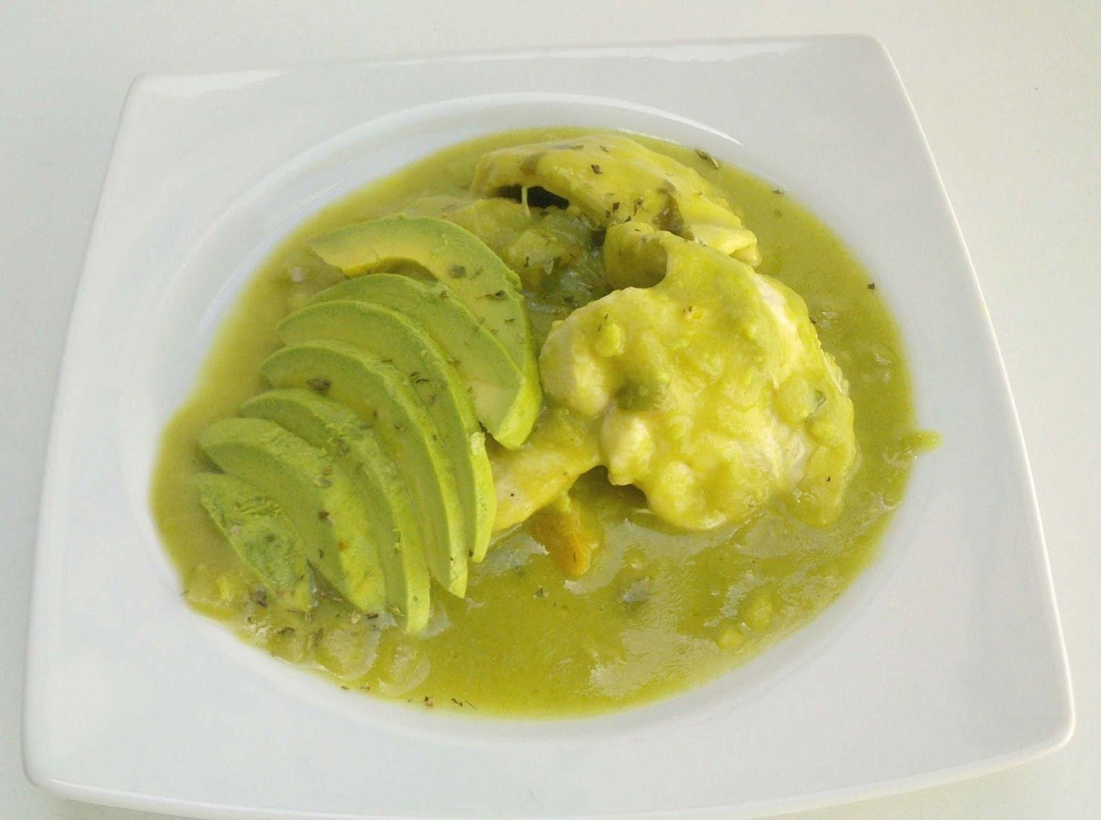 Chicken in green avocado sauce with potato