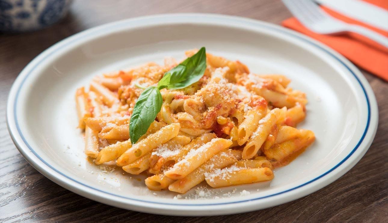 Quinoa pasta in tomato sauce de 137.2 Kcal