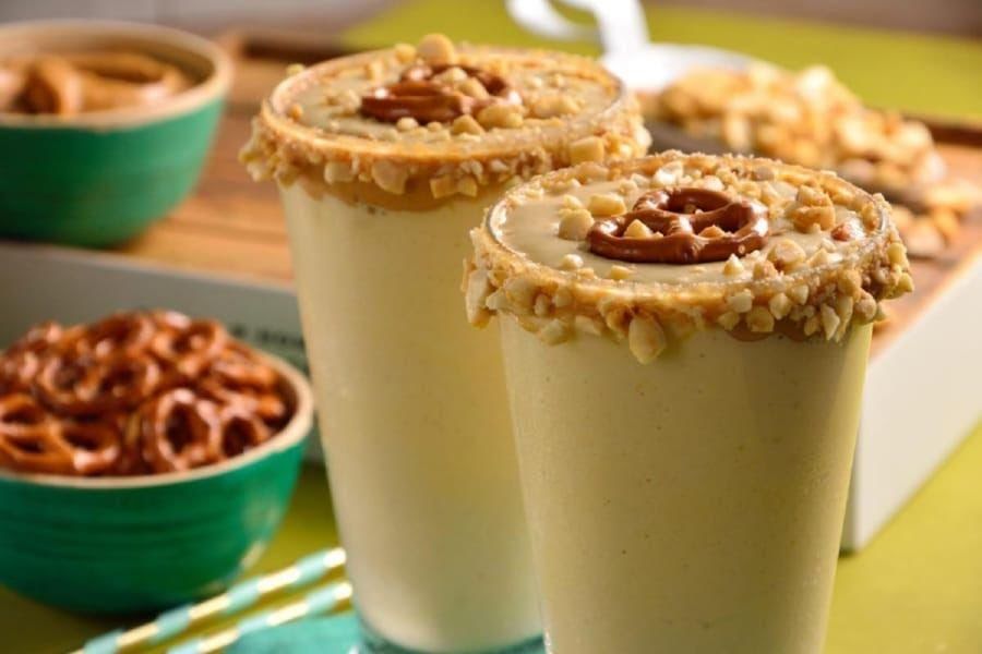 Creamy smoothie with peanuts de 328.1 Kcal